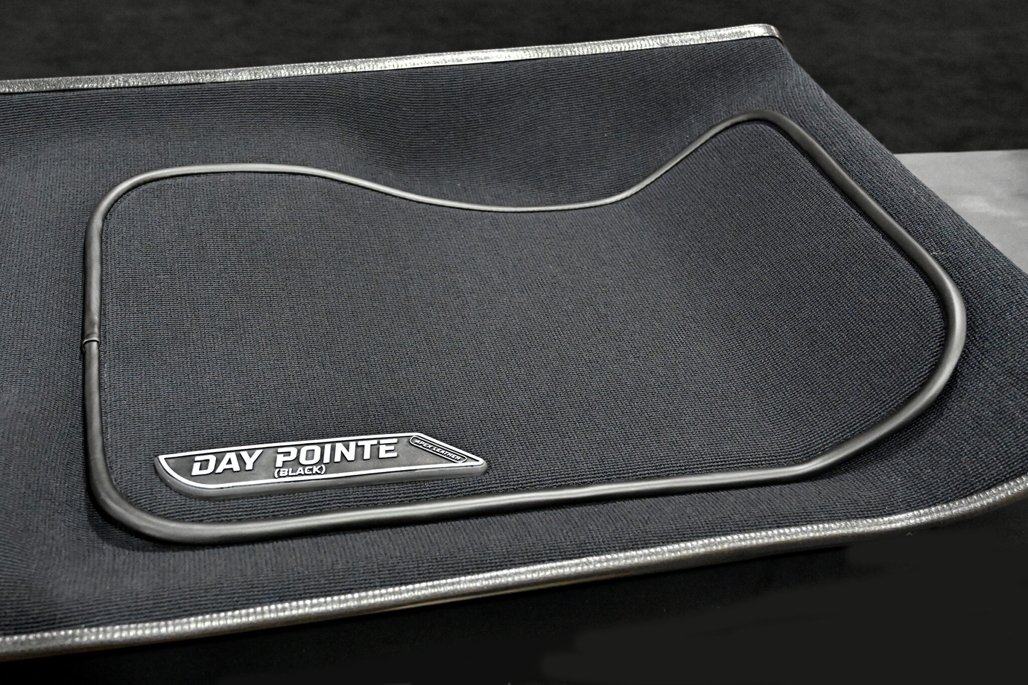 HPX_4389A_Apex:Daypoint carpet