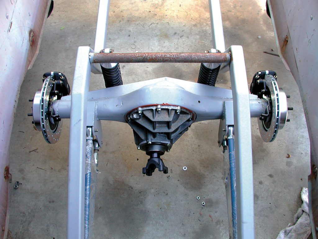 Narrowed Rear - TheAutoBuilder.com