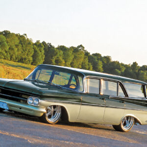 STRATOCRUISER